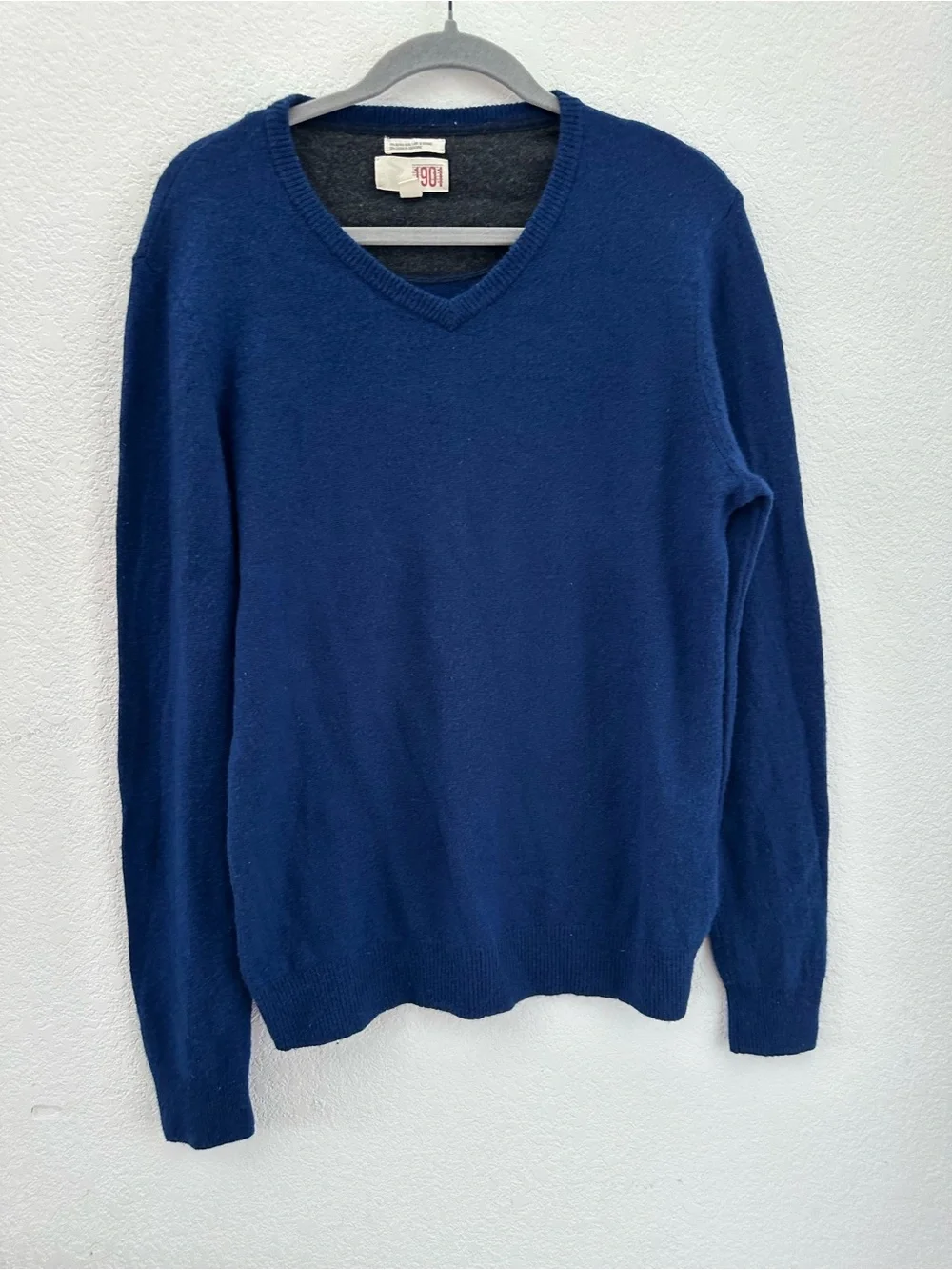 1901 Nordstrom Mens L Blue Merino Wool Cashmere Blend V-Neck Sweater Slim Fit